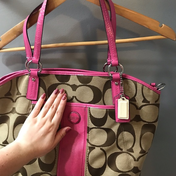 Coach brown & pink purse 💕 - Picture 2 of 7